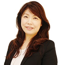 施設長 藤本 章代