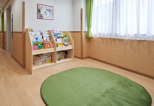 絵本の部屋